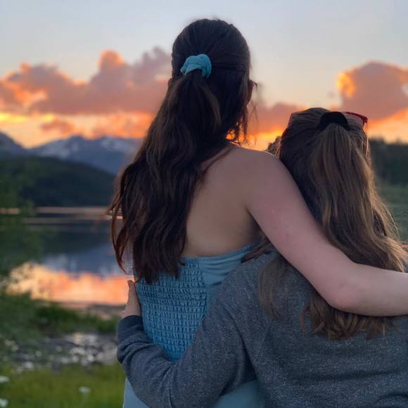 Meet your Posher, Lisa - Picture 1 of 1